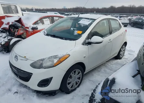 2014 Mazda Mazda2 Sport from USA, damaged, VIN JM1DE1KZ2E0183817